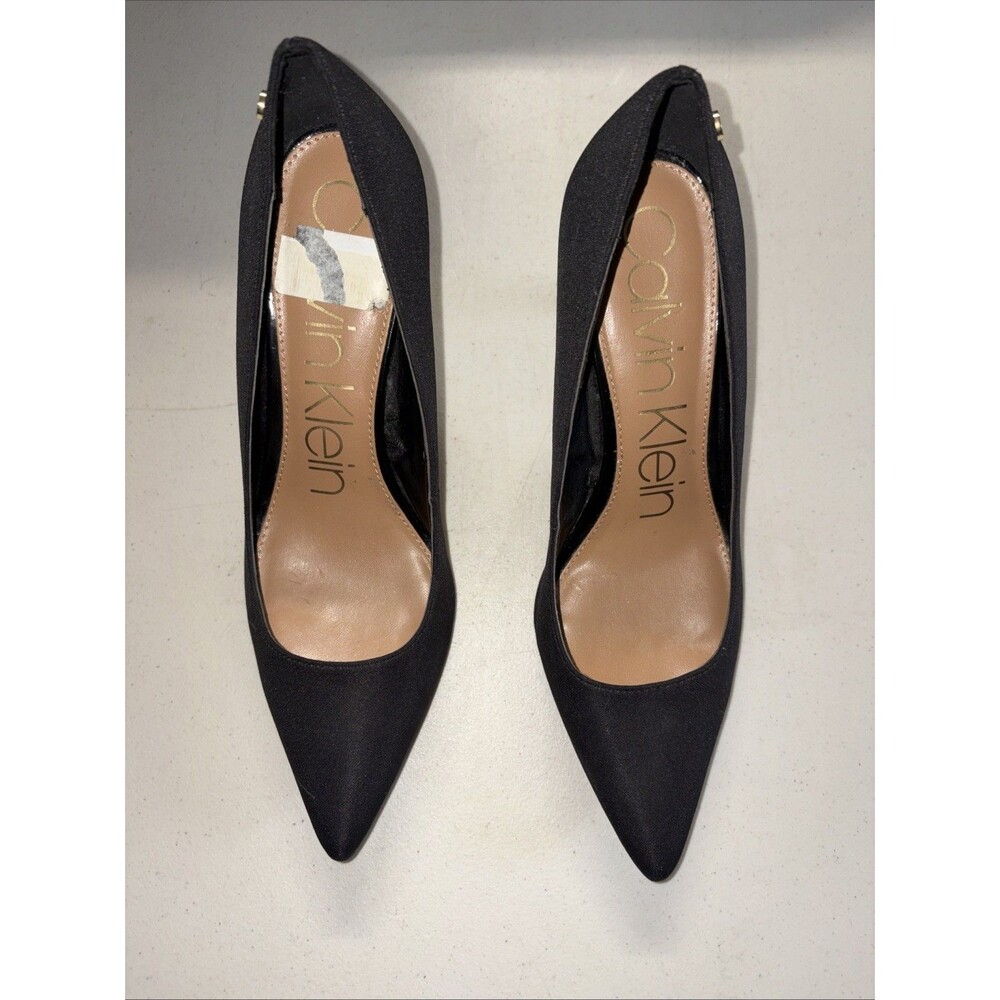 Calvin Klein Nilly Black Textured Pointed Toe Pumps Heels Womens Shoe Size 9 M